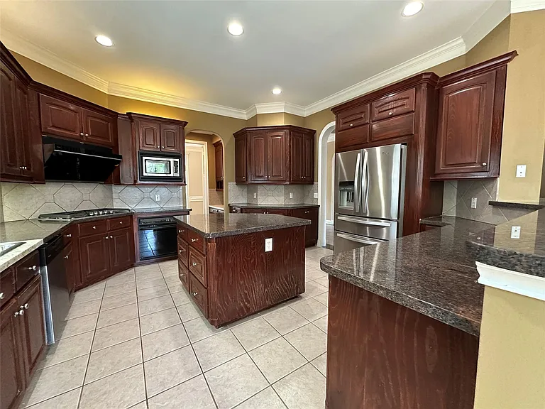 17 Ambleside Crescent Dr — Photo 13