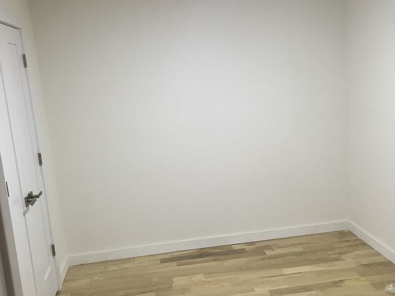 2nd image of 760 Macdonough St #2