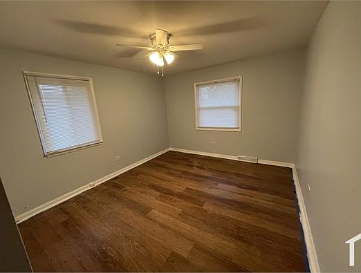 4th image of 950 W 114th Pl