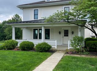 12 N Kinzer Rd, Kinzers, PA 17535