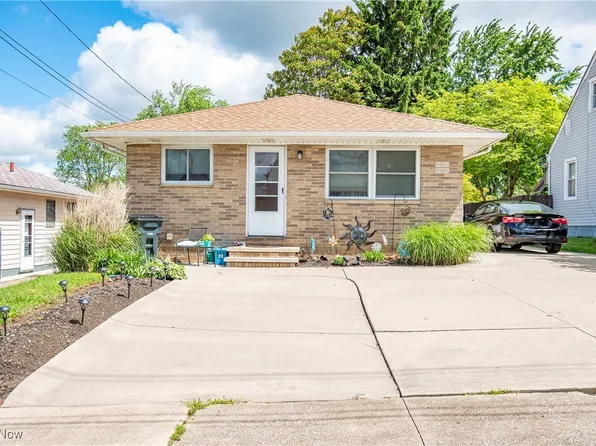 19 & 21 E Dresden Ave, Akron, OH 44301