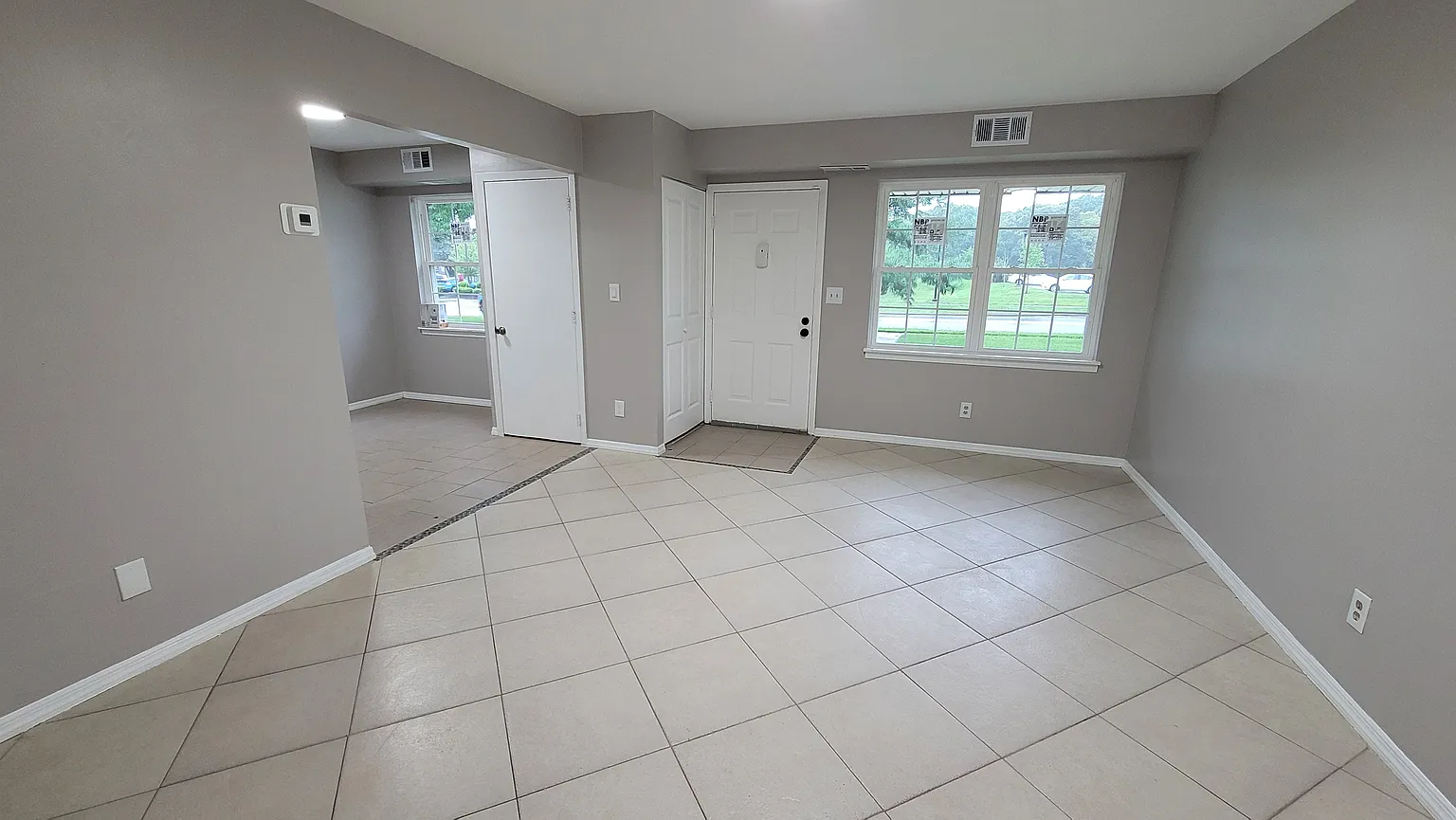 720 S New Rd APT 3E photo 1