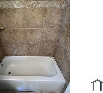 5th image of 1108 E Liberty Ave