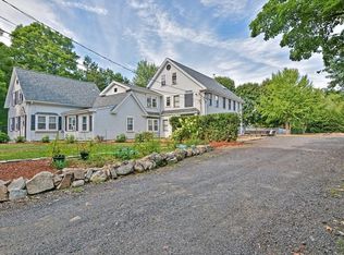 84 Oak Hill Rd APT 1, Southborough, MA 01745