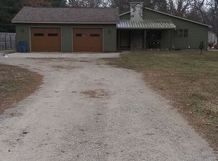 12362 Seymour Rd, Montrose, MI 48457