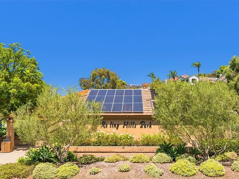 25732 Weston Dr — Photo 62