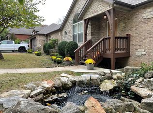 228 Trinity Rd, Branson, MO 65616