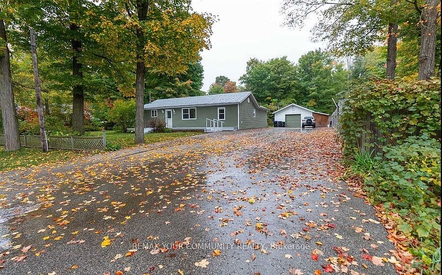 1st image of 781 Edward St