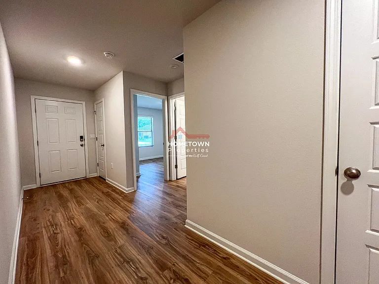 6351 Burrow Ln — Photo 20