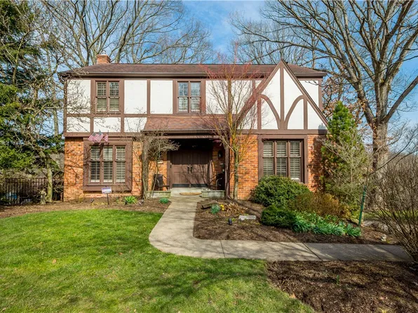 133 Cassia Dr, Clairton, PA 15025