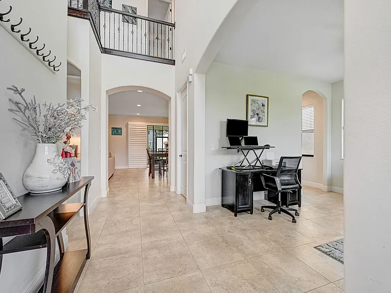 8212 Paragrass Ave — Photo 5