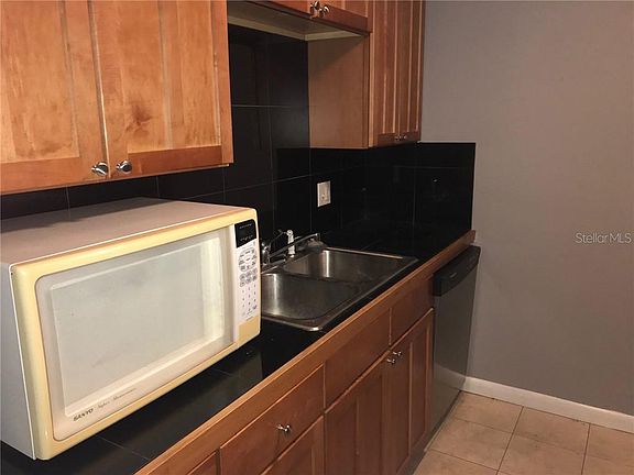 2nd image of 515 S Hyer Ave #5152