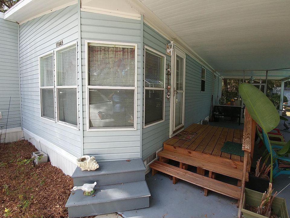 1st image of 17845 SE 28th Pl