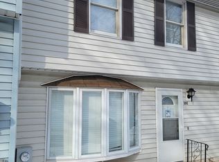 35 Genessee St APT E, Worcester, MA 01603