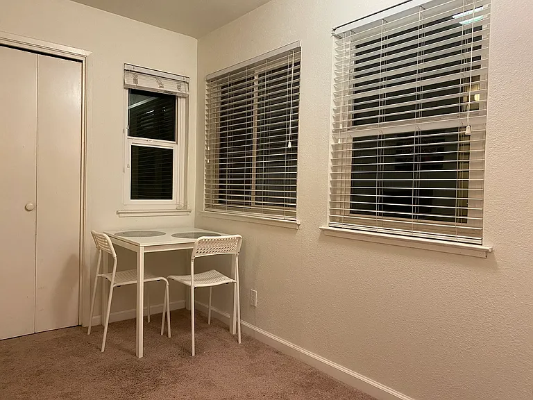 512 Citadel Dr — Photo 4