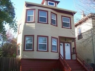 1033 Filbert St, Oakland, CA 94607