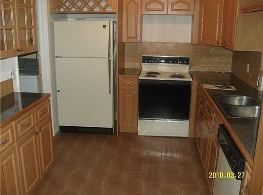 2nd image of 9510 NW 10th St