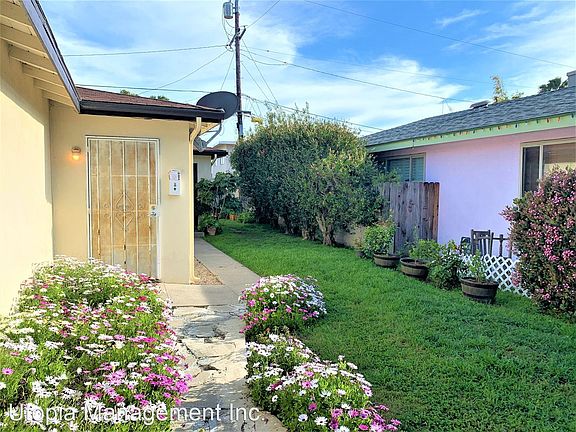 2nd image of 223 W Mariposa APT A