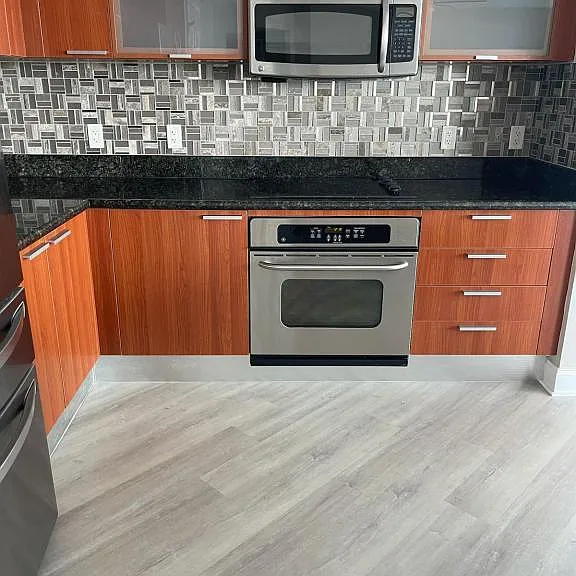 241 Riverside Dr — Photo 36