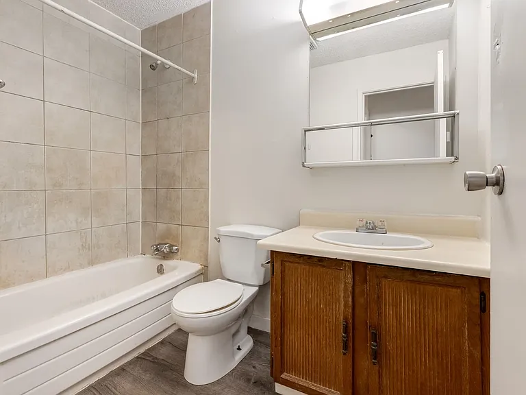 550 Rundlehorn Cir NE — Photo 24