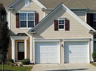 9032 Bishop Crest Ln, Charlotte, NC 28277