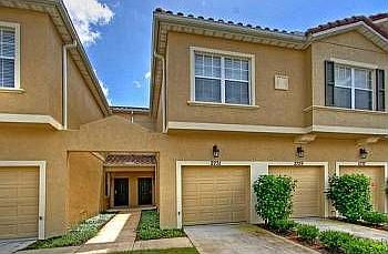 1st image of 2731 Oakwater Dr
