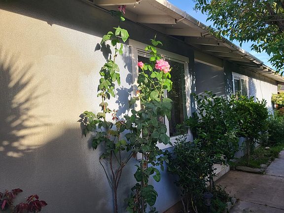 4th image of 3612 California Ave