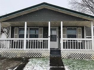 22 B St, Louisa, KY 41230