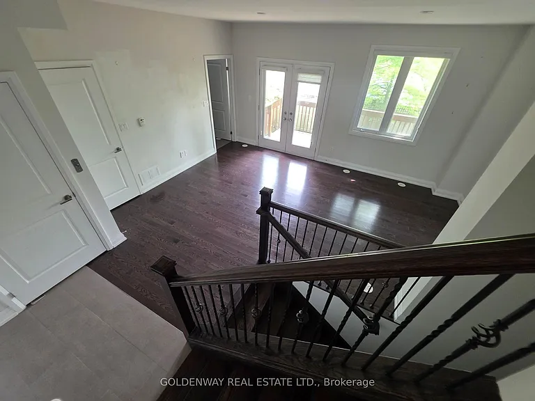 9 Caseley Way — Photo 17