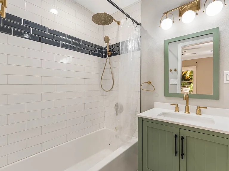 1207 Briercliff Dr — Photo 12