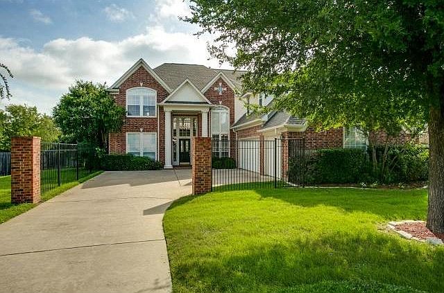 1st image of 1710 Redwing Dr