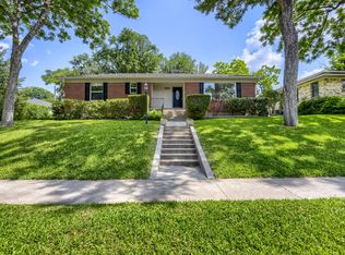11016 Lippitt Ave, Dallas, TX 75218