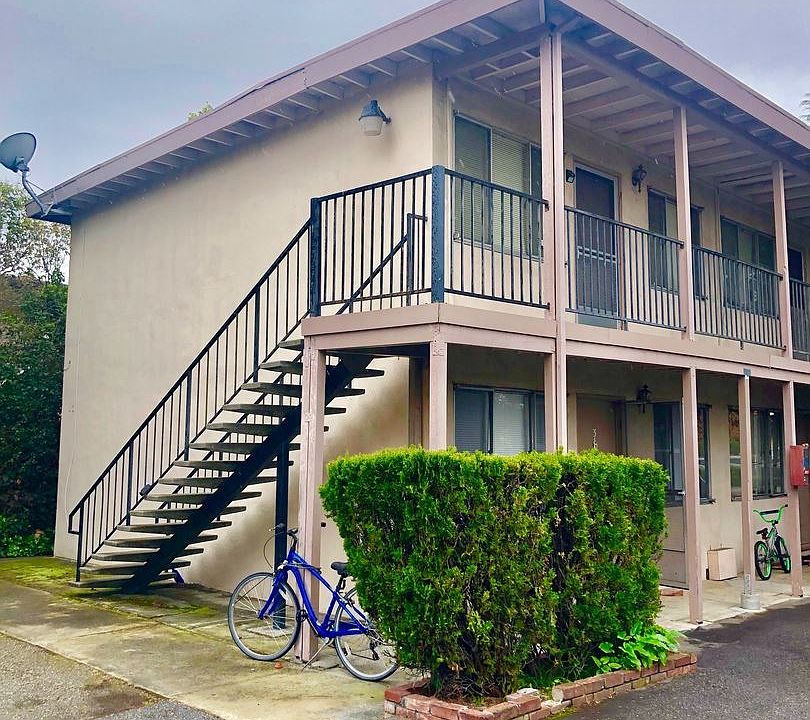 1st image of 382 N Fair Oaks Ave APT 3