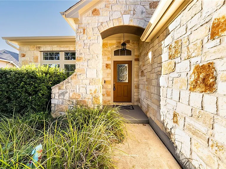 3509 Pine Needle Cir — Photo 3