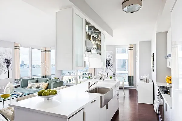 Sold by Corcoran | media 7