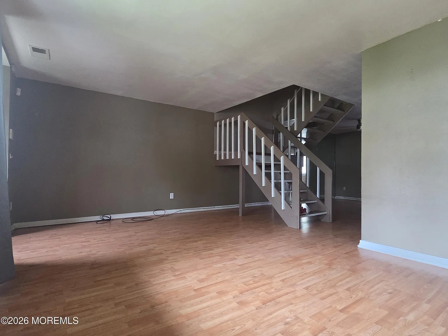 3 bed, 1.5 bath, 1628 sqft, $2,580 — Photo 4