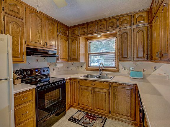 5th image of 5456 S Martha Dr