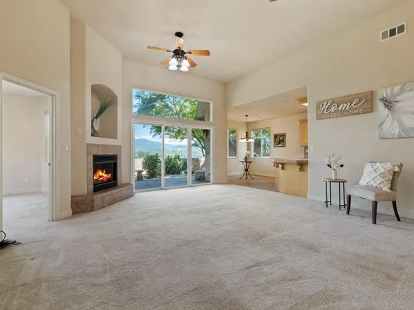 18081 Clouds Rest Rd, Soulsbyville, CA 95372