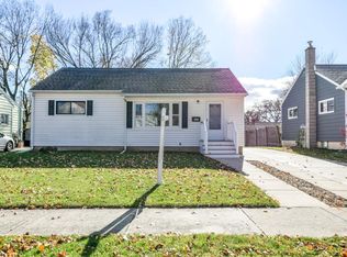 4041 Rockwell Dr, Madison, WI 53714