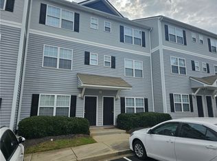 122 University Village Dr APT F, Central, SC 29630