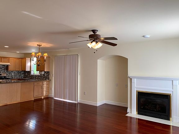 12323 SE 310th Ln Auburn, WA 98092