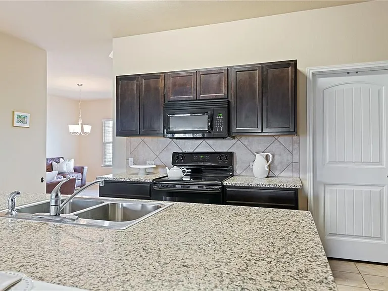 206 Llano River Trl — Photo 12