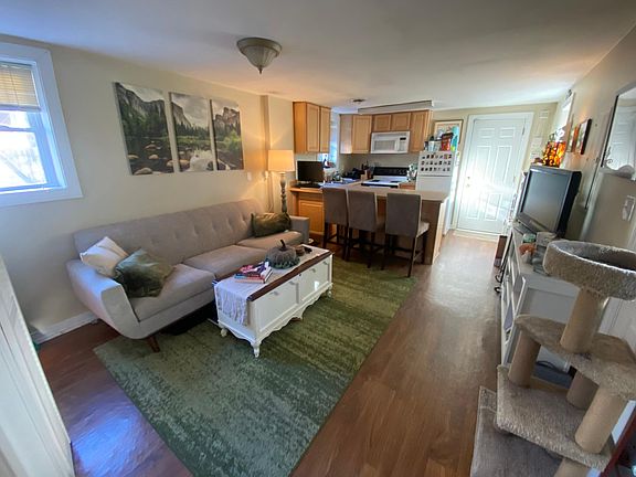 5th image of 20 N Davis Ave APT 1