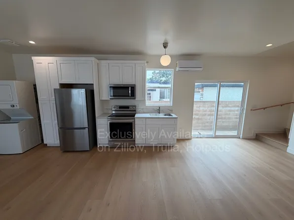 (undisclosed Address), Downey, CA 90241