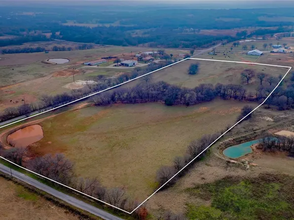 2690 N Greenbrier Rd, Nocona, TX 76255
