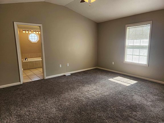 5th image of 2004 Dana Marie St