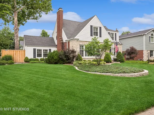 930 S Spring Ave, La Grange, IL 60525