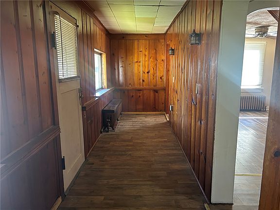 3rd image of 1310 Cambria Ave