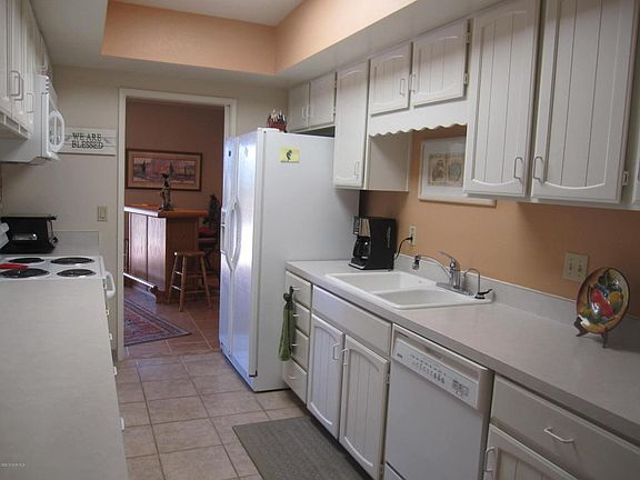 5th image of 821 S Camino Del Monte