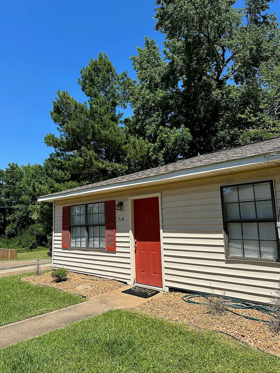 Building Photo - 318 Christman Dr